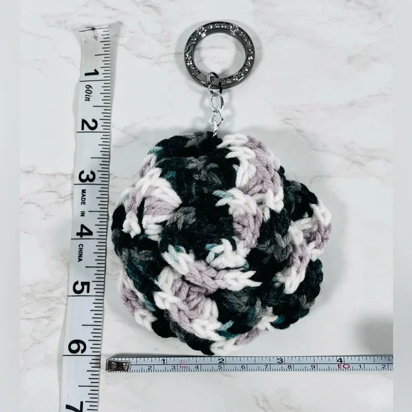 Marble Crochet Flower Bag Charm - Picture 4 of 5